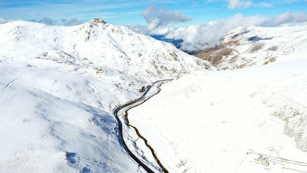 Trabzon'un yüksek kesimleri beyaz örtüyle kaplandı - Resim: 15